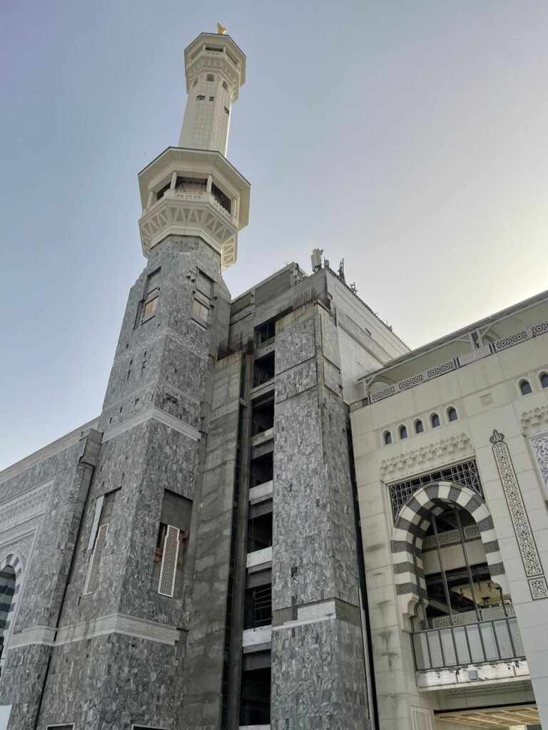 whatsapp image 2025 11 24 at 18.19.32 a5f88071